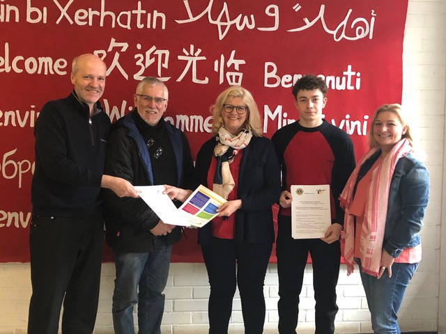 Foto Übergabe GemS Dudweiler